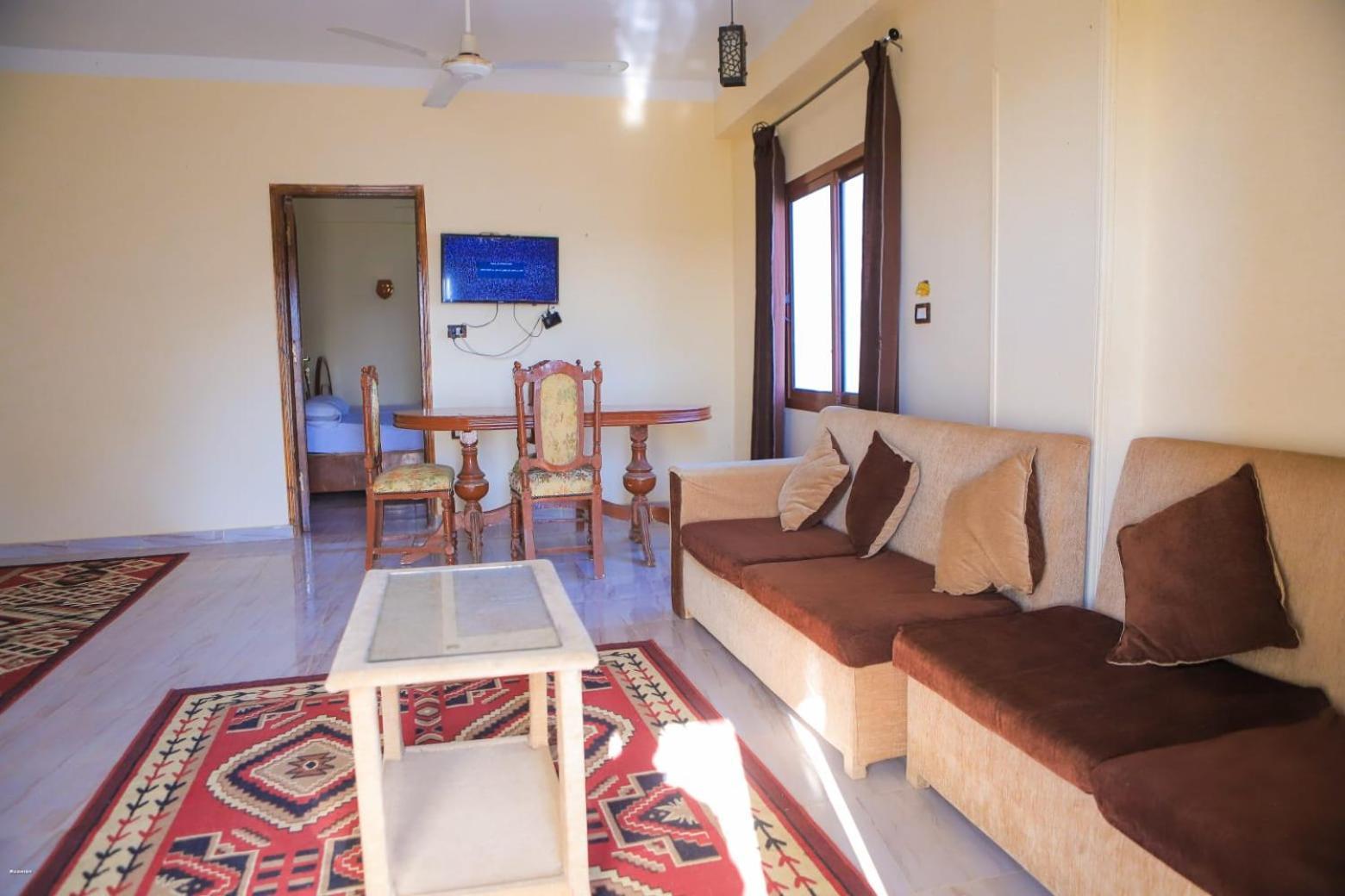 Quiet Gate Guest House Al Aqalitah Bagian luar foto