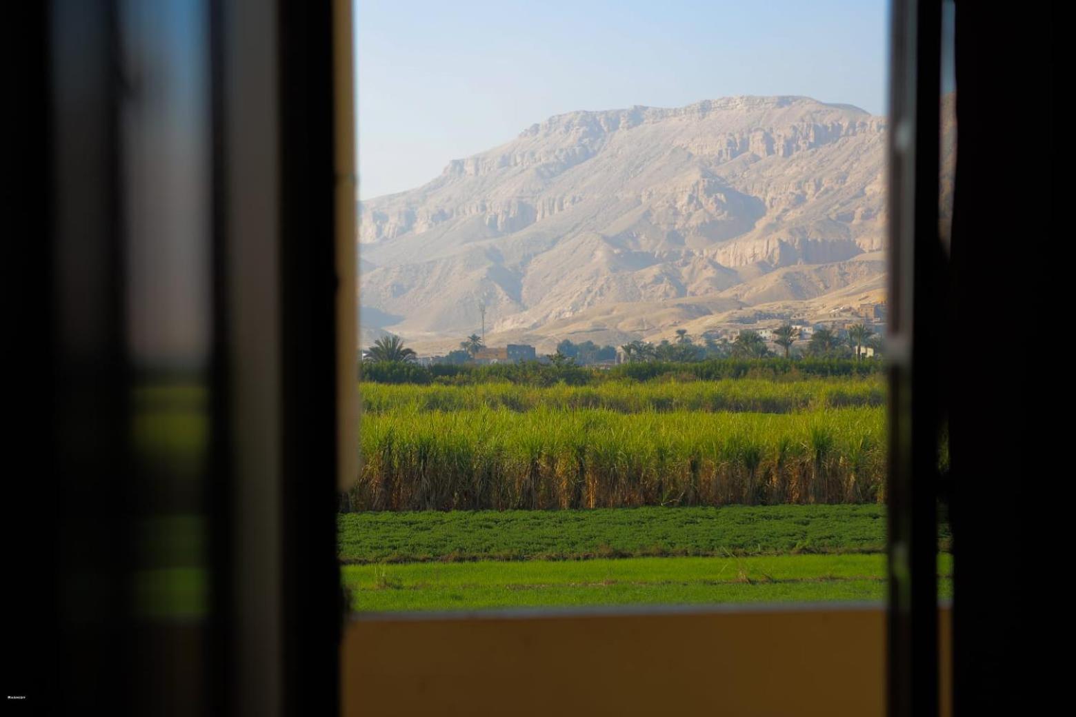 Quiet Gate Guest House Al Aqalitah Bagian luar foto